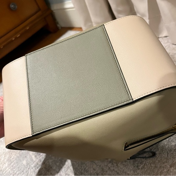 LOEWE Calfskin Small Hammock Shoulder Bag Clay Green Dusty Beige - Picture 10 of 16